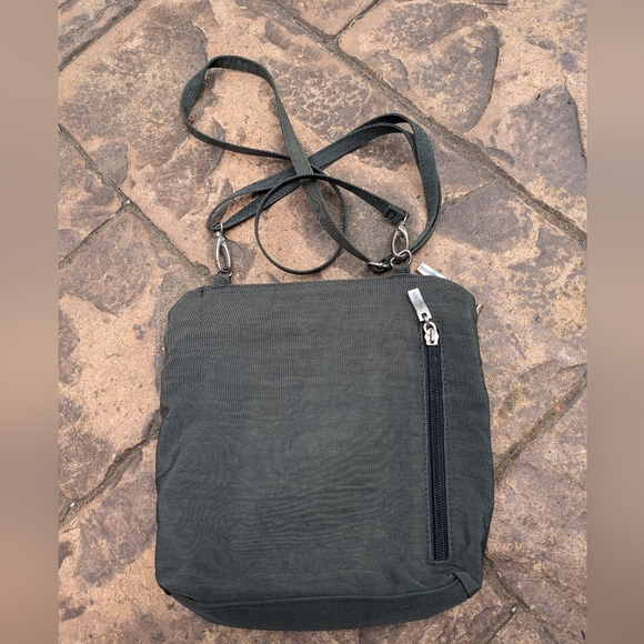 Baggallini bag - Picture 3 of 8